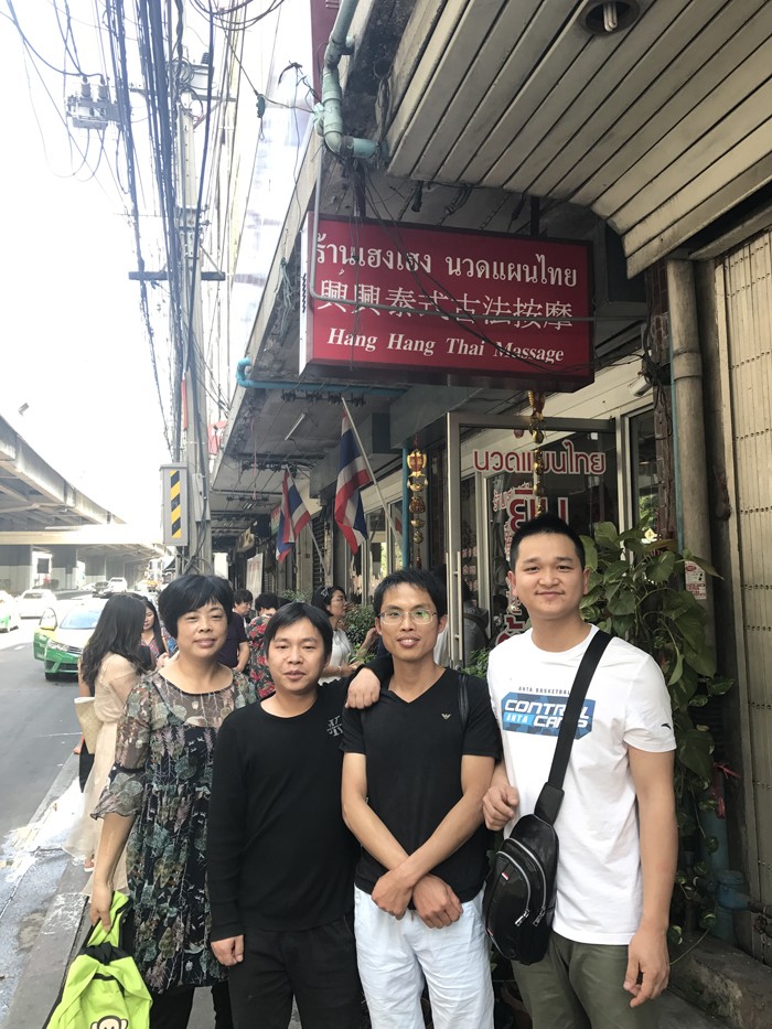 高端拉床,专用机床,内拉床,外拉床,数控机床,自动化生产线,工业机器人
