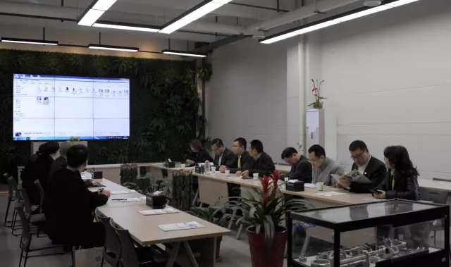 高端拉床,专用机床,内拉床,外拉床,数控机床,自动化生产线,工业机器人,拉床,拉刀,自动化