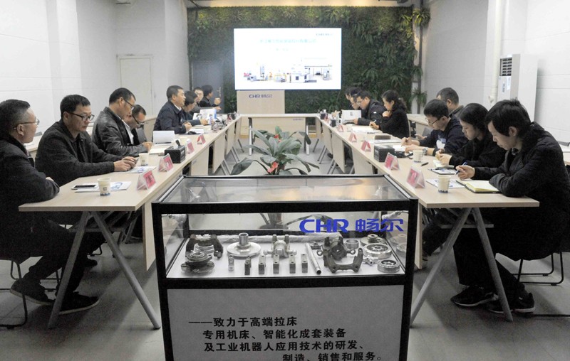 高端拉床,专用机床,内拉床,外拉床,数控机床,自动化生产线,工业机器人,拉床,拉刀,自动化
