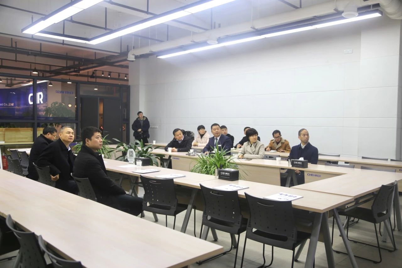 高端拉床,专用机床,内拉床,外拉床,数控机床,自动化生产线,工业机器人,拉床,拉刀,自动化
