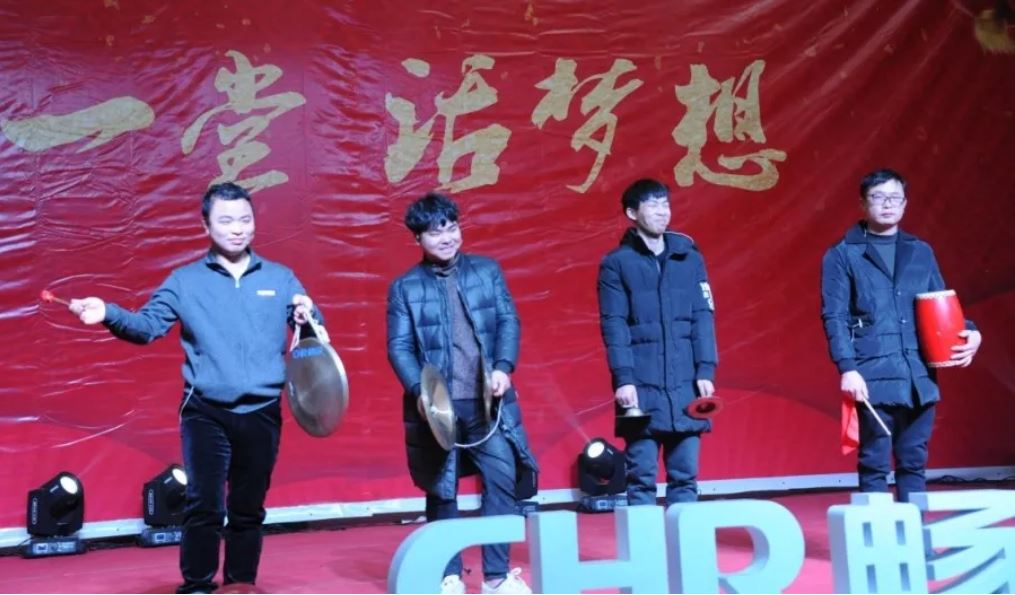 高端拉床,专用机床,内拉床,外拉床,数控机床,自动化生产线,工业机器人,拉床,拉刀,自动化