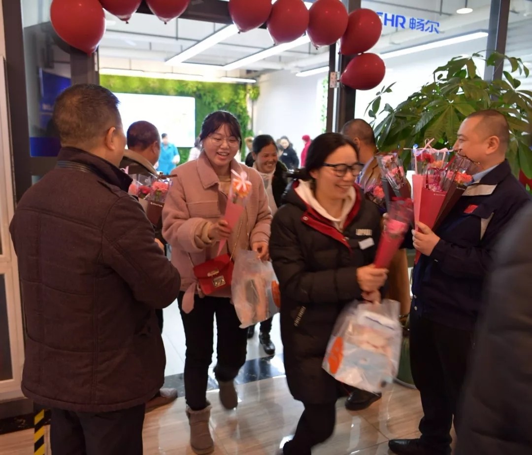 高端拉床,专用机床,内拉床,外拉床,数控机床,自动化生产线,工业机器人,拉床,拉刀,自动化