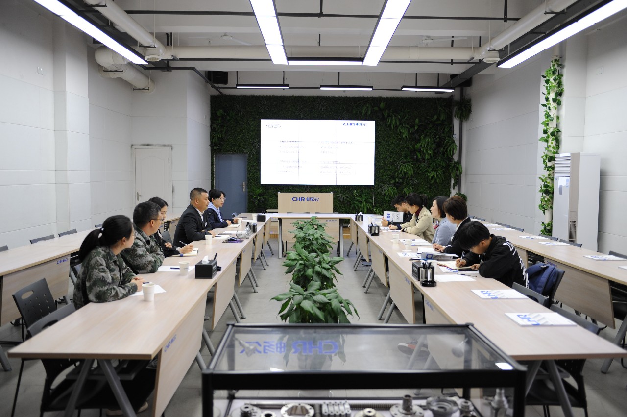 高端拉床,专用机床,内拉床,外拉床,数控机床,自动化生产线,工业机器人,拉床,拉刀,自动化