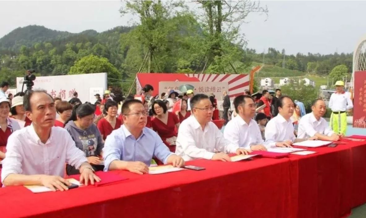 高端拉床,专用机床,内拉床,外拉床,数控机床,自动化生产线,工业机器人,拉床,拉刀,自动化