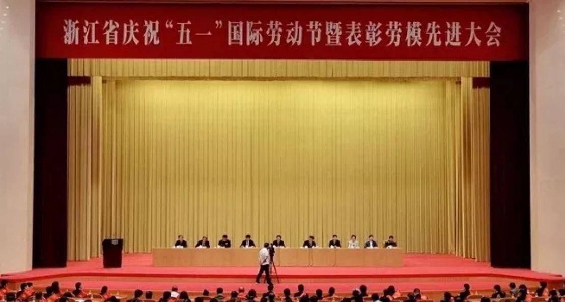高端拉床,专用机床,内拉床,外拉床,数控机床,自动化生产线,工业机器人,拉床,拉刀,自动化