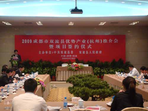 高端拉床,专用机床,内拉床,外拉床,数控机床,自动化生产线,工业机器人,拉床,拉刀,自动化