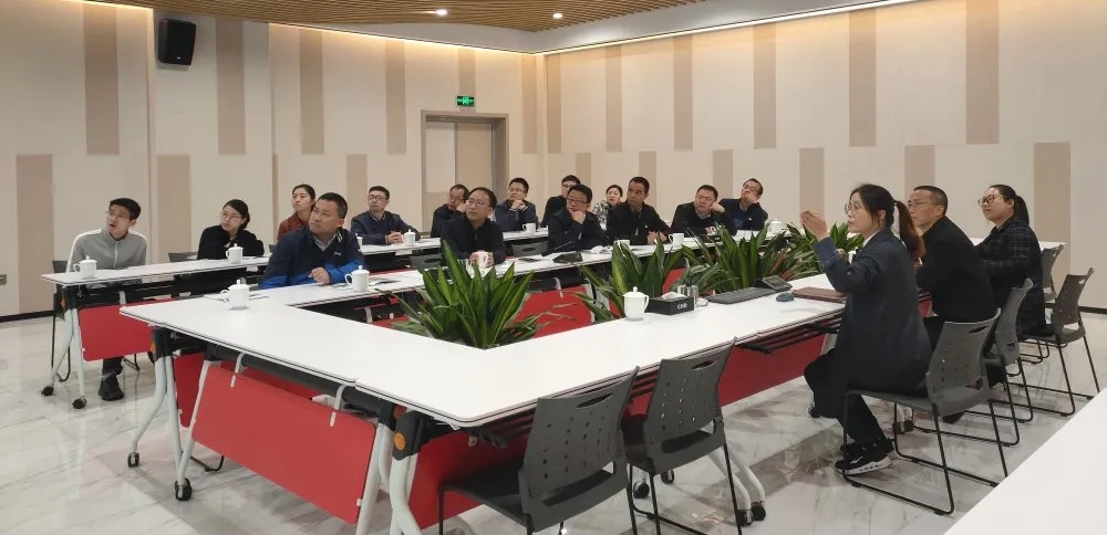 拉床,拉刀,自动化,高端拉床,专用机床,内拉床,外拉床,数控机床,自动化生产线,工业机器人