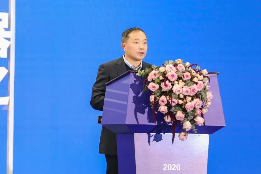 拉床,拉刀,自动化,高端拉床,专用机床,内拉床,外拉床,数控机床,自动化生产线,工业机器人