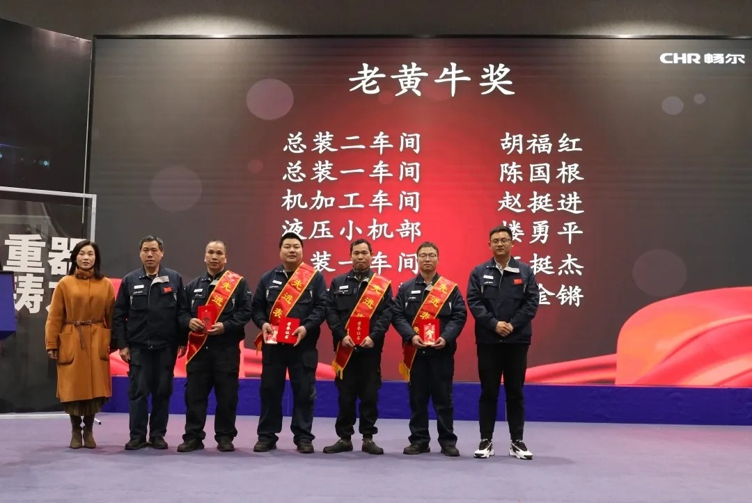 拉床,拉刀,自动化,高端拉床,专用机床,内拉床,外拉床,数控机床,自动化生产线,工业机器人