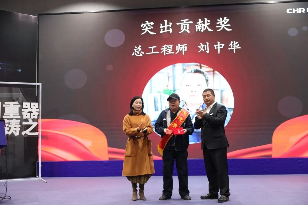 拉床,拉刀,自动化,高端拉床,专用机床,内拉床,外拉床,数控机床,自动化生产线,工业机器人