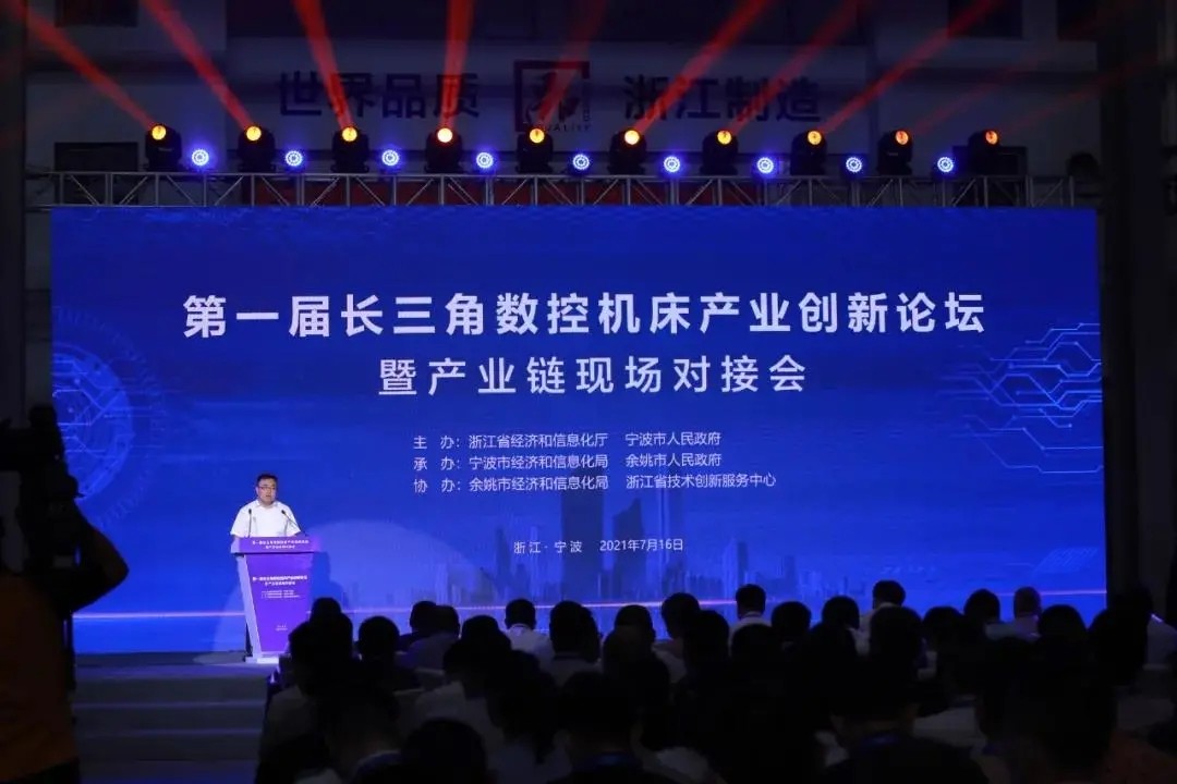 拉床,拉刀,自动化,高端拉床,专用机床,内拉床,外拉床,数控机床,自动化生产线,工业机器人