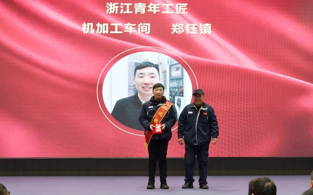 拉床,拉刀,自动化,高端拉床,专用机床,内拉床,外拉床,数控机床,自动化生产线,工业机器人