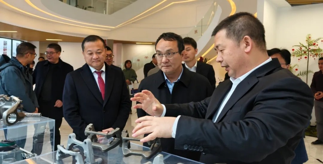 拉床,拉刀,自动化,高端拉床,专用机床,内拉床,外拉床,数控机床,自动化生产线,工业机器人