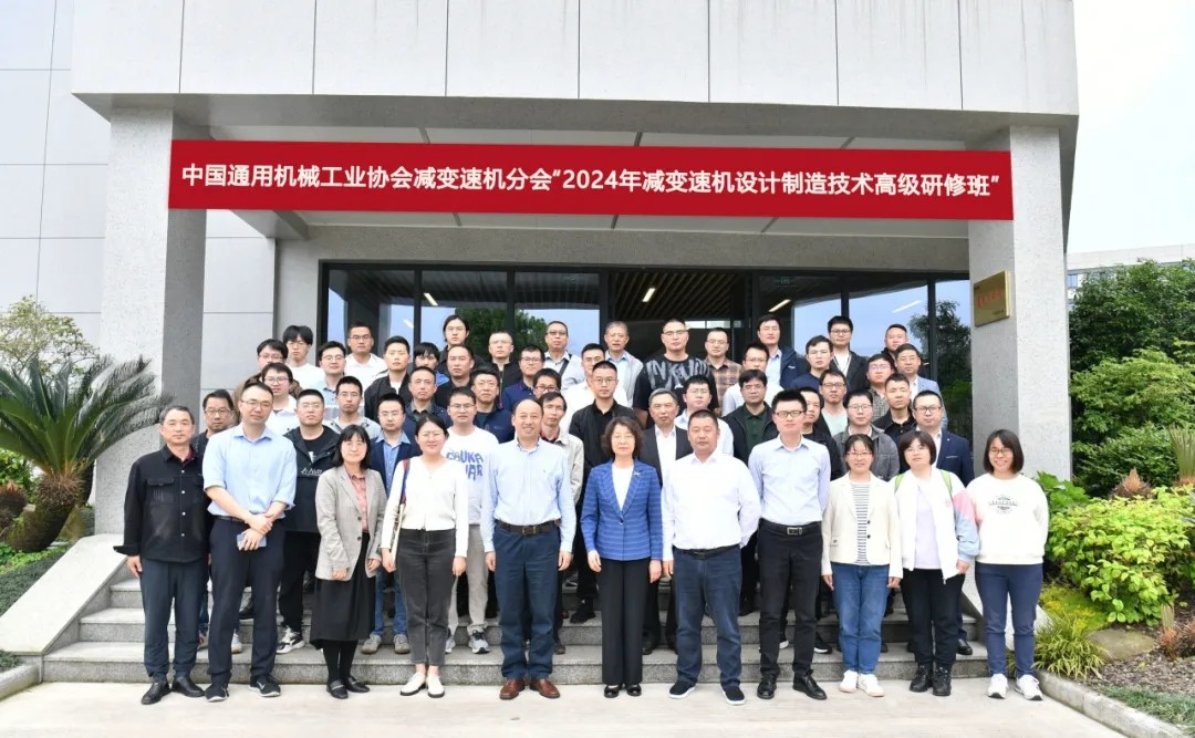 拉床,拉刀,自动化,高端拉床,专用机床,内拉床,外拉床,数控机床,自动化生产线,工业机器人