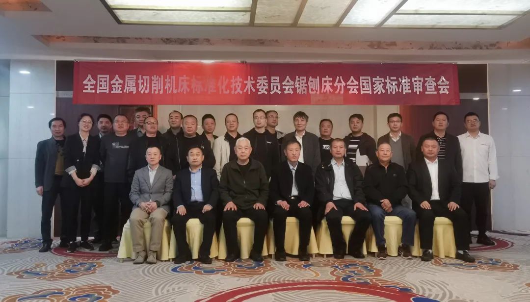 拉床,拉刀,自动化,高端拉床,专用机床,内拉床,外拉床,数控机床,自动化生产线,工业机器人