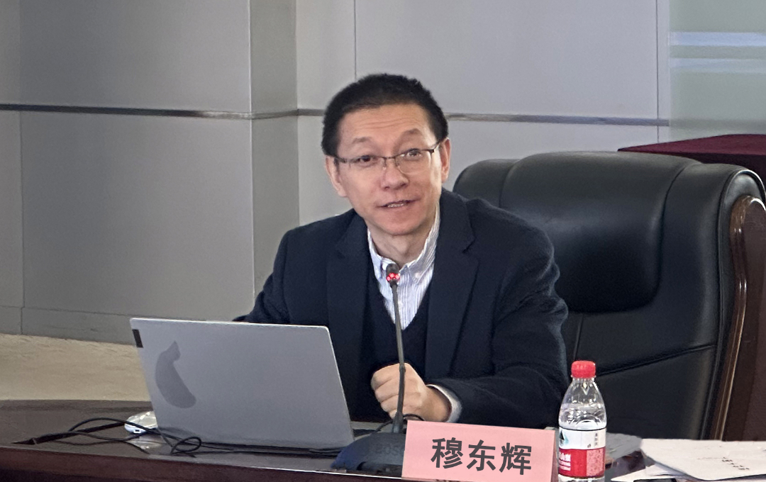 拉床,拉刀,自动化,高端拉床,专用机床,内拉床,外拉床,数控机床,自动化生产线,工业机器人